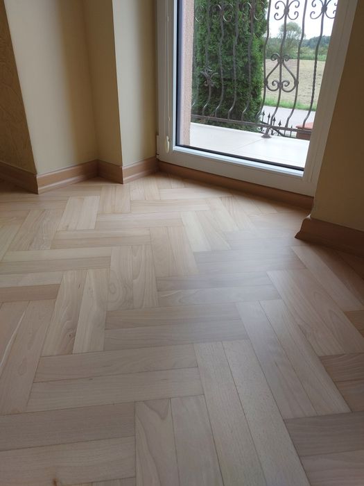 Cyklinowanie bezpyłowe. Parkiety. Renowacja odnawianie schodów.