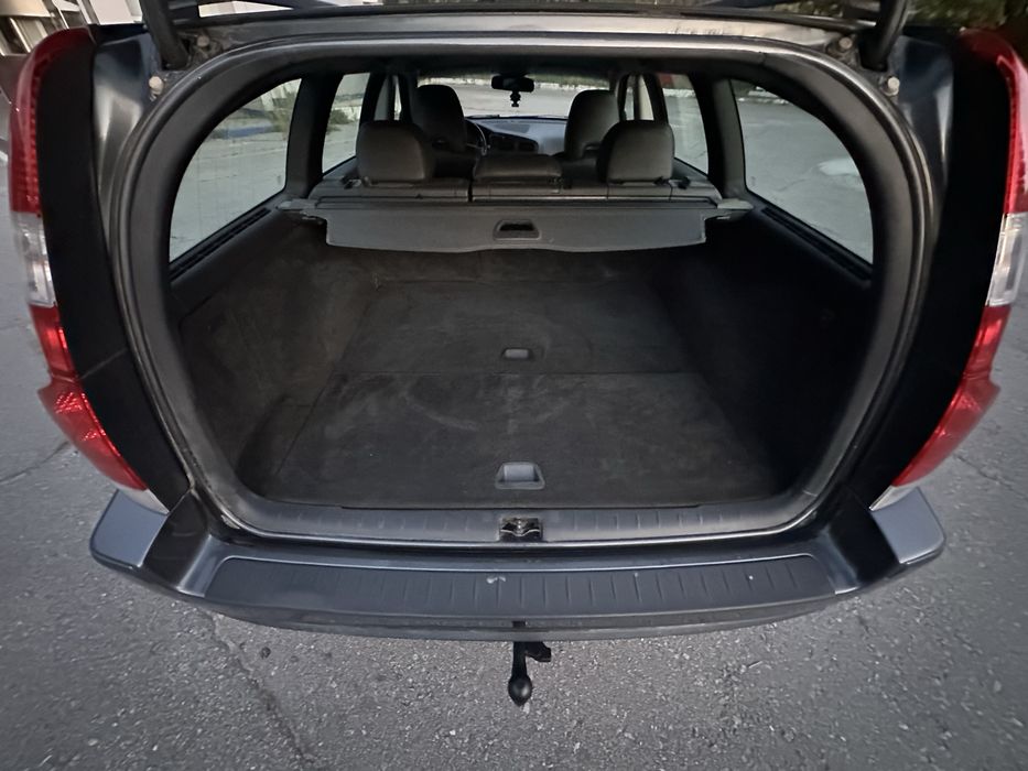 Продам:Volvo V-70 2.4diesel