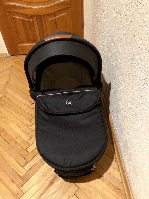 Nowa gondola Muuvo Quick 2.0 Kolor Raven Black