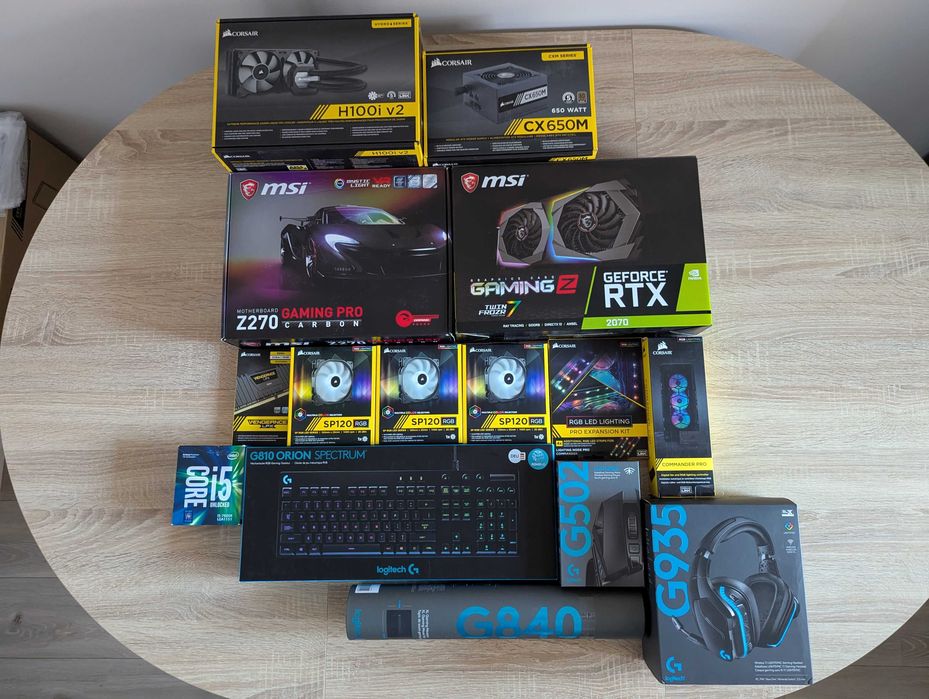 Komputer stacjonarny