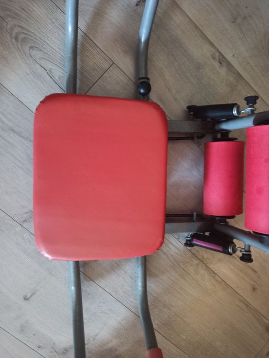 Urządzenie do robienia brzuszków AbRocket