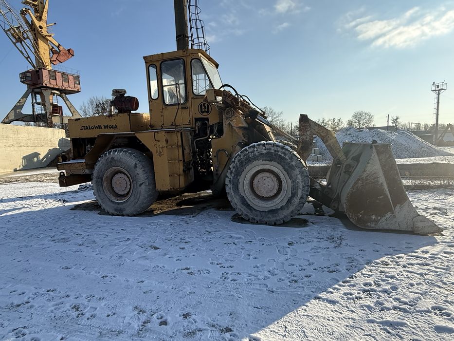 Погрузчик фронтальный