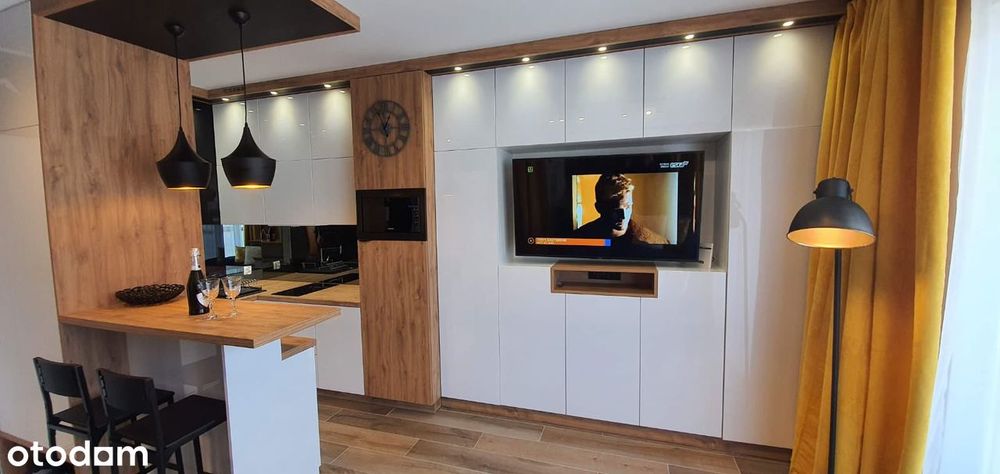 Luksusowy apartament typu studio z balkonem i miejscem postojowym - Widok 3