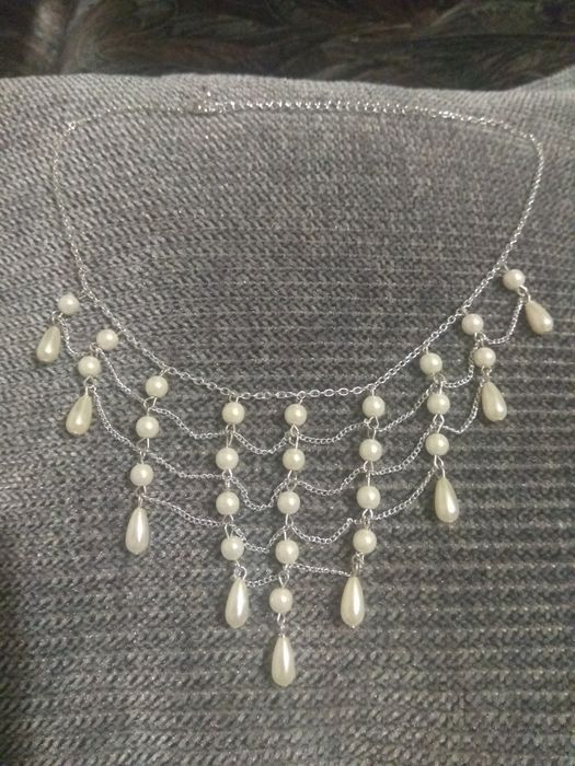 Perełki łezki, kolia Bijou Brigitte