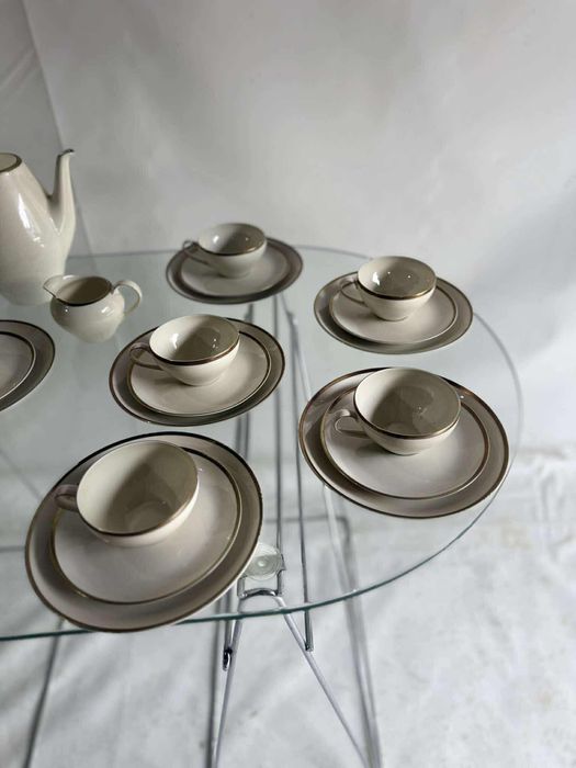 Komoda - komplet porcelany roznej