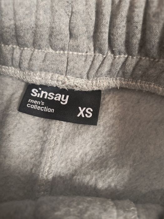 Dres Sinsay xs unisex