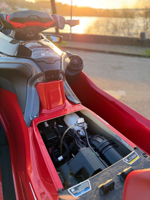 Seadoo Rxt 325 - 2024 (70H)