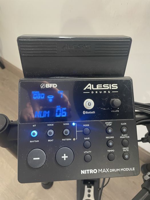 Bateria Eletrónica Alessis Nitro Max Kit