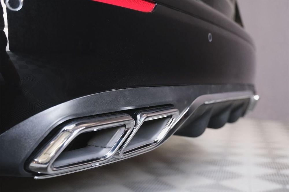 Ponteiras de Escape Mercedes C / CLS / E / S / SL Amg
