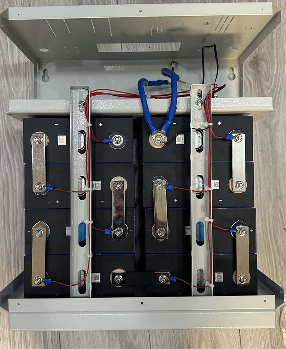 Зарядная станция LiFePO₄ , 3500w - 12v,  7100w - 24v