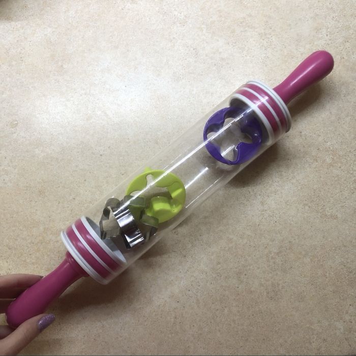 Качалка пластикова для розкачування тіста (БЕЗ ФОРМ) – 46 см