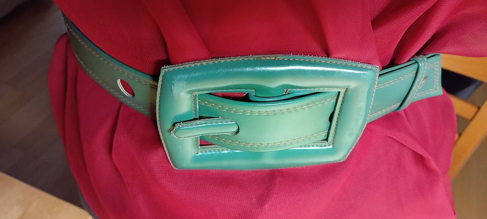 Szeroki zielony pasek PRL vintage