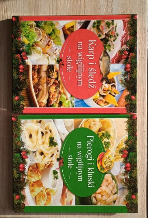 Pierogi i kluski/karp o śledz na wigilijnym stole