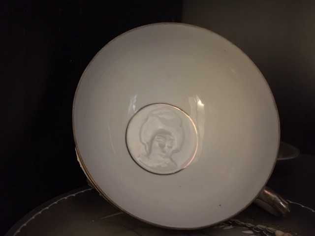 Serviço de chá chinês em casquinha. Com 150 anos.