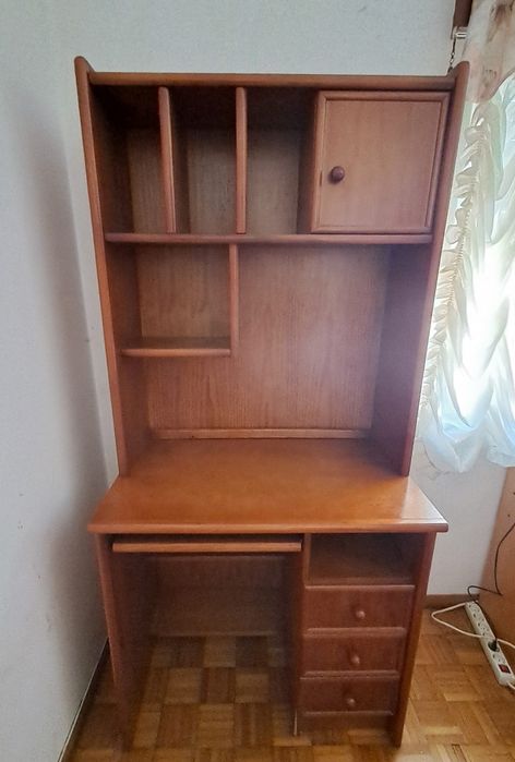 Estúdio pinho mel maciço