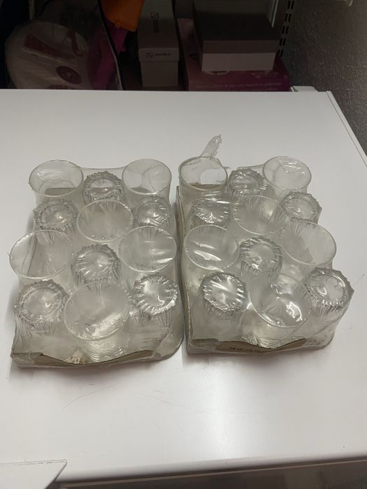 24 copos novos na embalagem