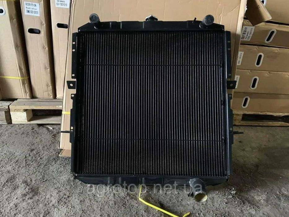 Радіатор охолодження на Камаз.МАЗ.КРАЗ.Зил.Газель.Уаз.Паз.Газ.Урал