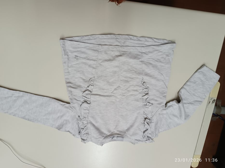 Roupa menina  2 -4 anos cada peça 1€