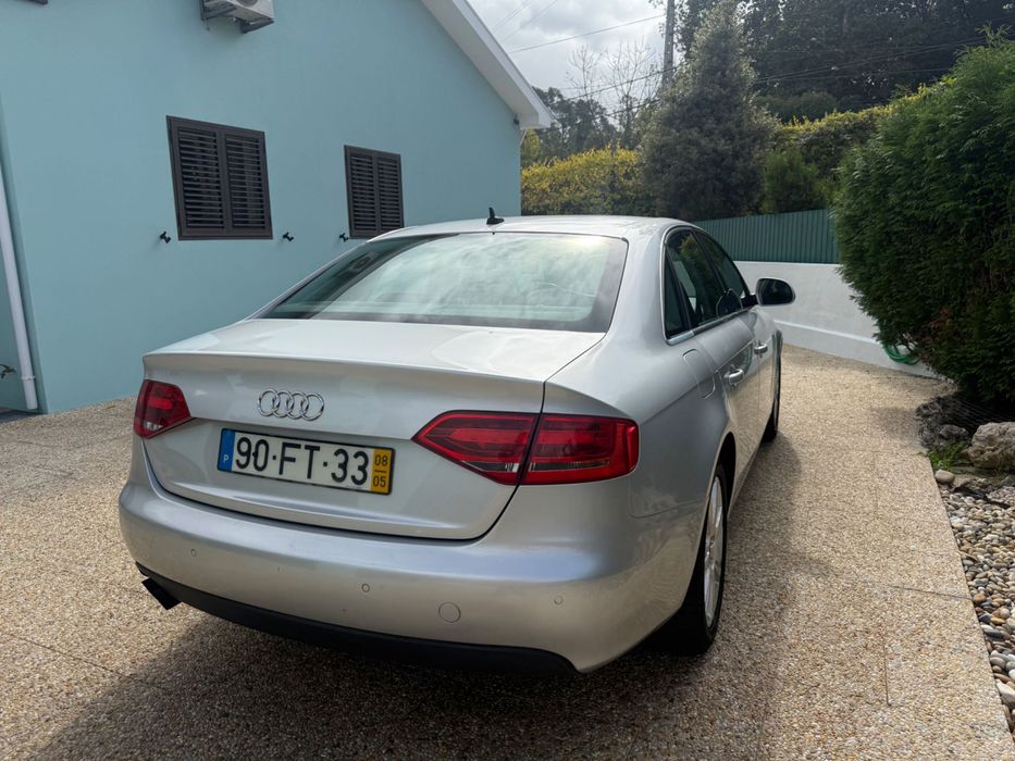 Audi A4 2.0 TDI 143cv — photo 2