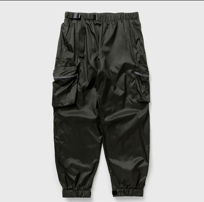 Nike Tech Pack Pants