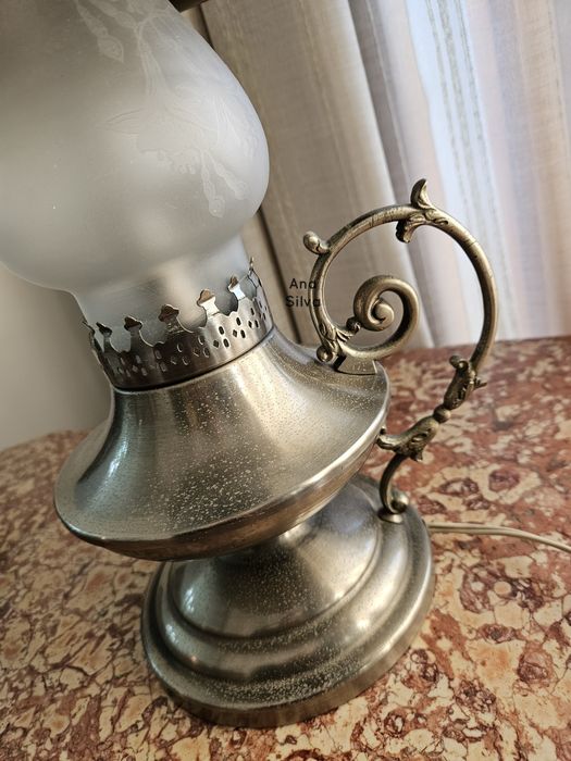 Candeeiro antigo em estanho