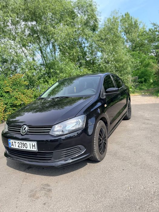 Volkswagen Polo    2011