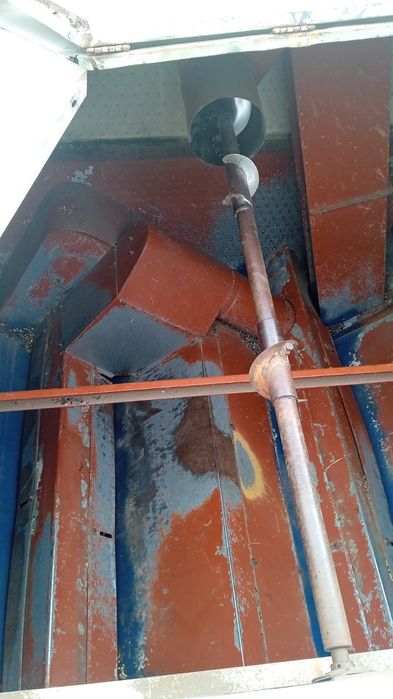 Продам комбайн Лаверда 3900