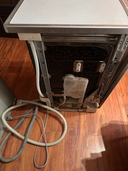 Zmywarka Electrolux ESF45030X uszkodzona