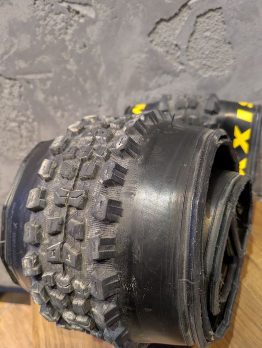 Opona Maxxis Agressor 27,5x2,5WT