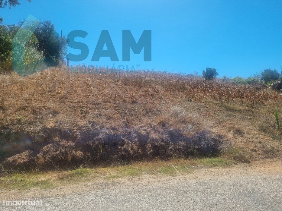 Terreno com Vista Desafogada em Área Urbanizável-Campelos — Campelos E Outeiro Da Cabeça, Lisboa