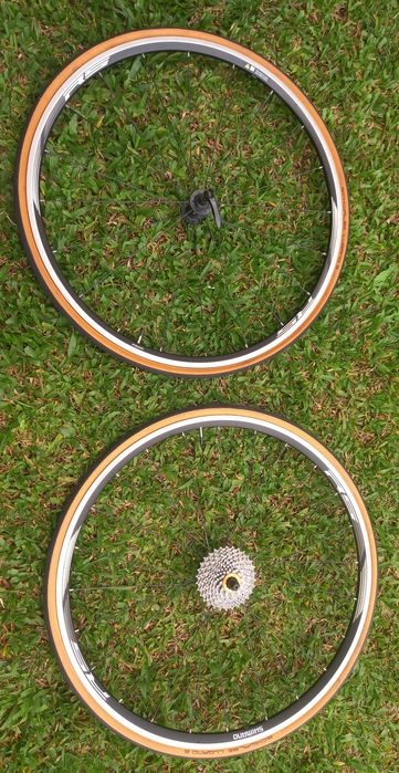 Vendo 2 pneus schwalbe lugano 2 25 mm