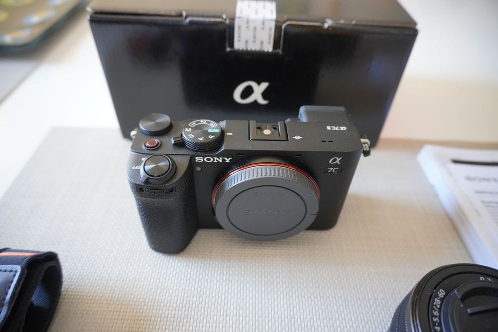 SONY A7CII com objetiva 28-60