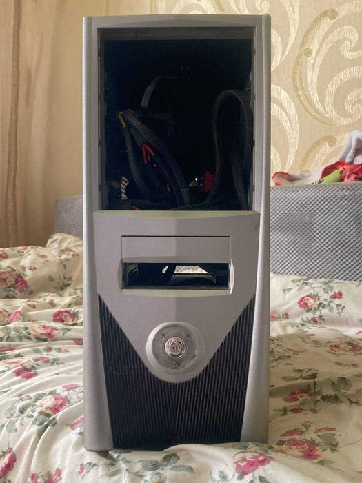 Компьютер для ігор 1660 r5 3600x 16gb ram 2666