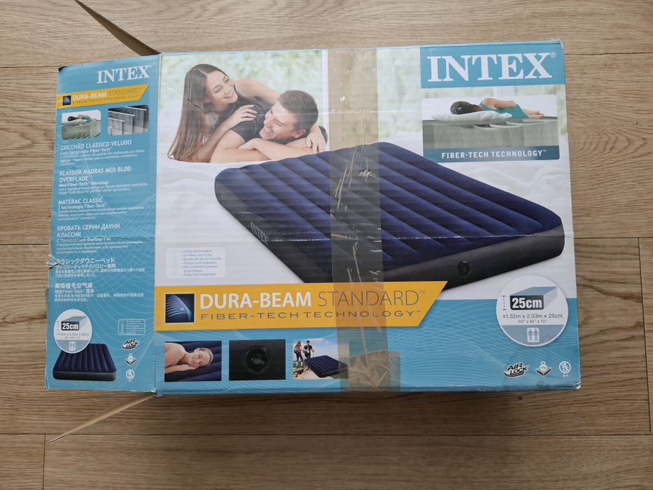 Materac INTEX uszkodzony!