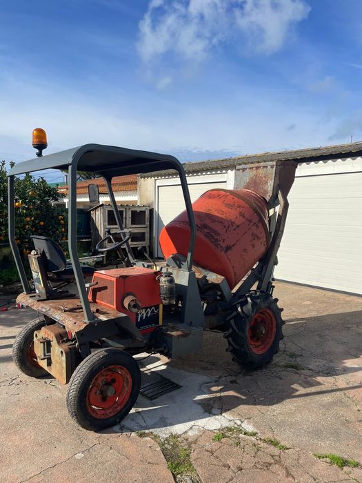 Auto-betoneira agria
