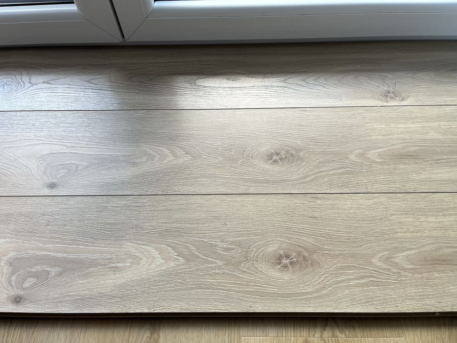 Panele podłogowe dąb naturalny - ok. 22 m² – zadbane – Wieliczka