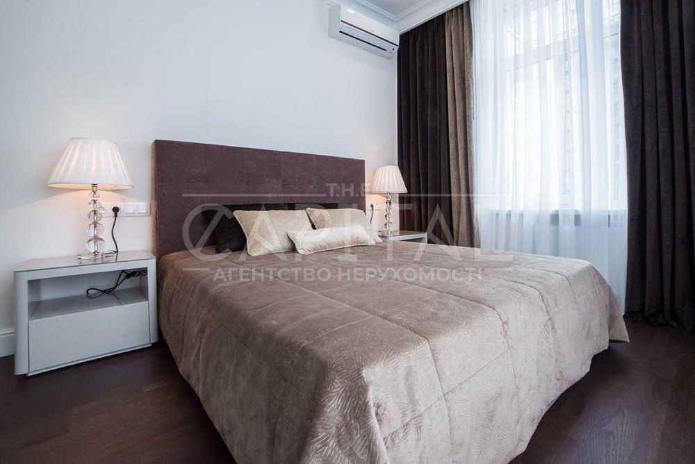 Аренда квартиры Новопечерские Липки, 4 к,  Андрея Верхогляда,15