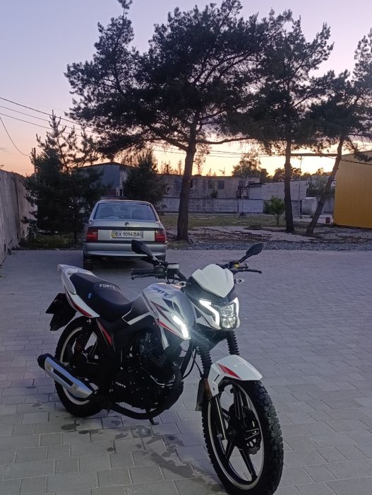 Мотоцикл FORTE FT 200 EN