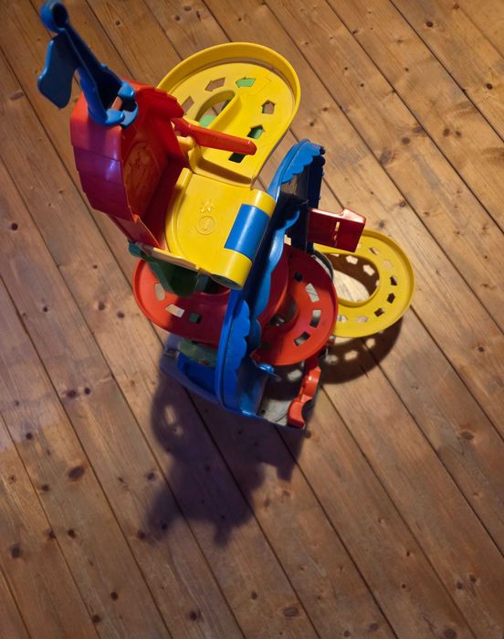 Fisher Price Tor Wieża Zjeżdzalnia