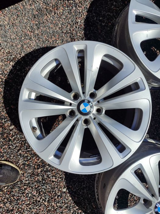 Диски BMW. R-18. 5×120. ET-30. Dia-72.6 J-8
