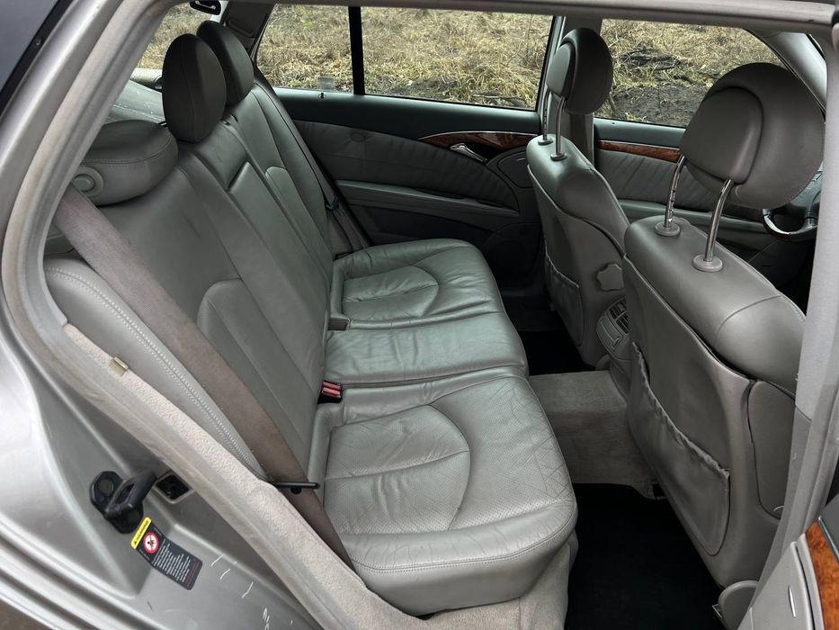 Mercedes-Benz E320 2004 рік автомат 3,2 газ/бенз ДЛЯ військових