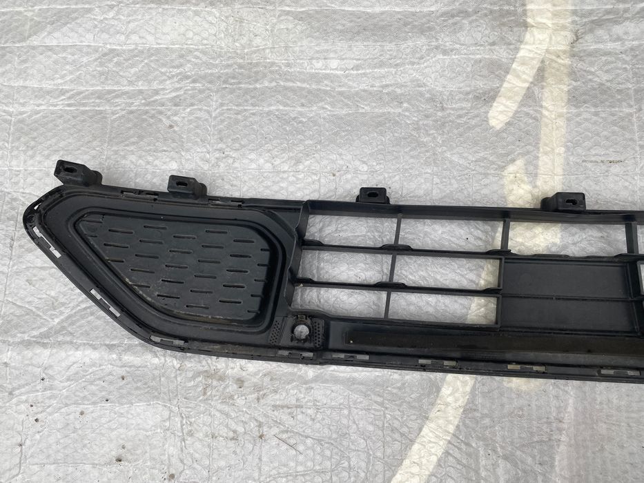 Ford Transit Custom Lift kratka atrapa środkowa zderzaka przód idealna
