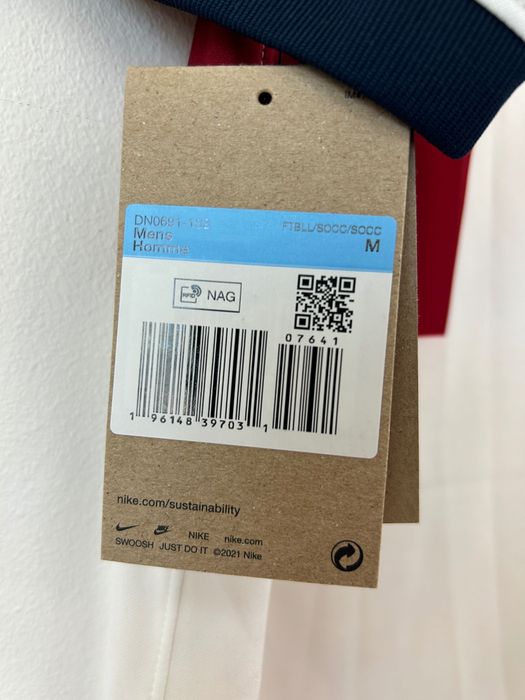 Camisola da Seleção de Portugal nova assinada pelo 11 titular - M/L