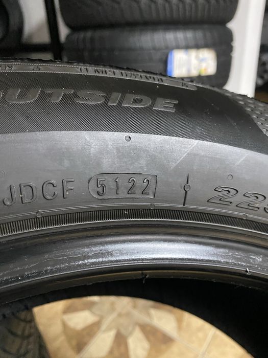 225/55/18 98W NEXEN N Fera Sport