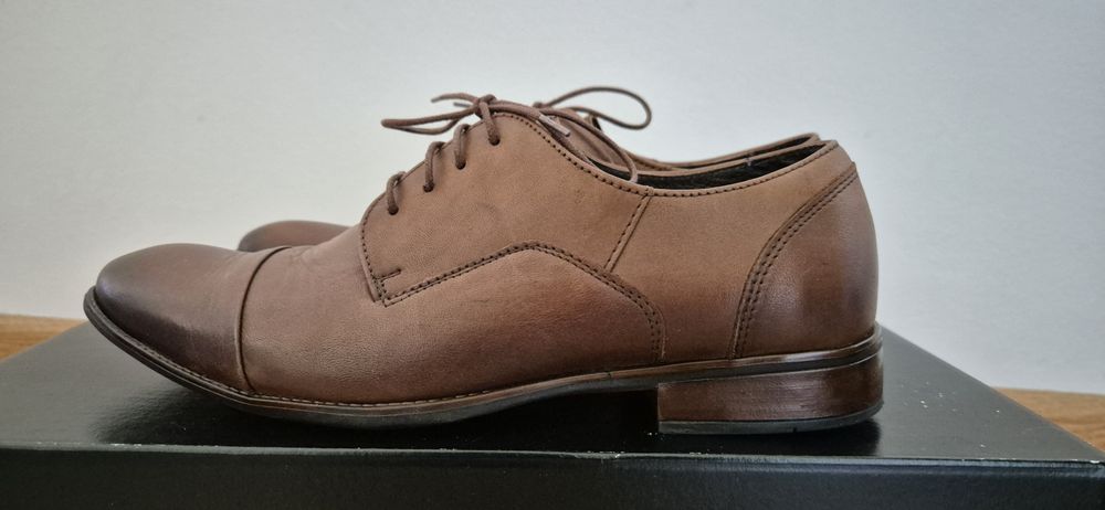 # VILLARO # Brązowe Buty Chłopięce Rozm. 35