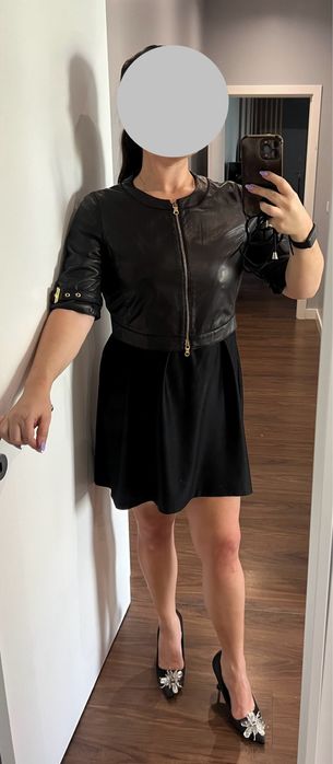 Blusão Loewe preto com metais dourados a estrear