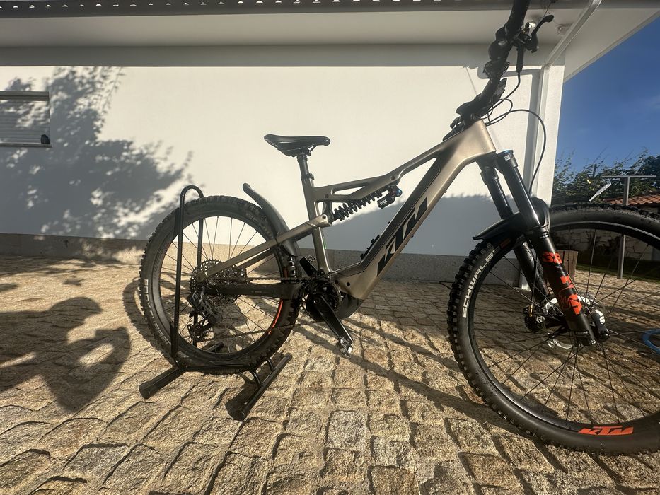 KTM Macina Prowler Prestige 2024 – 1461 km – Excelente Estado