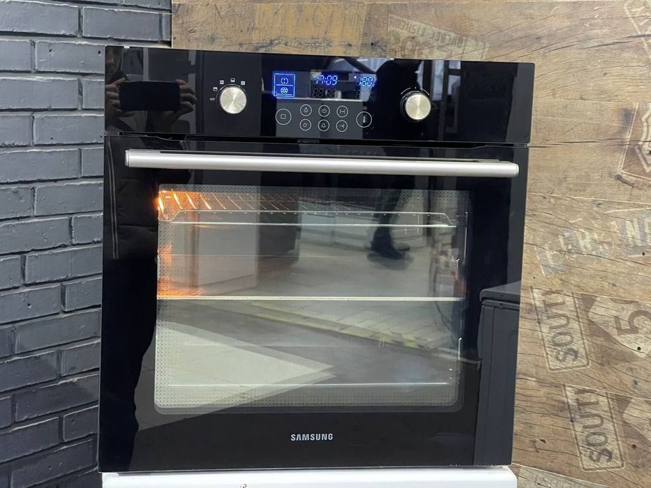 Духова шафа/духовой шкаф Bosch HBJ558YS3Q