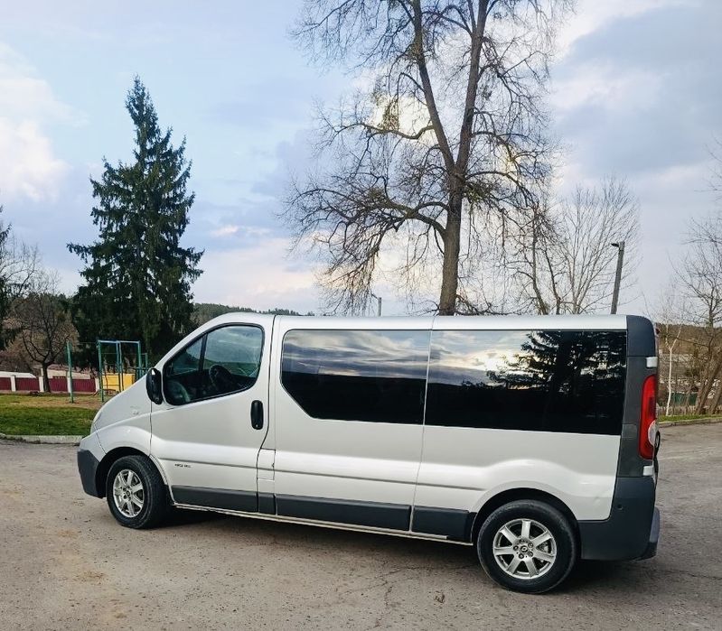 Trafic 2007 пасажир