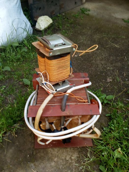 Трансформатори  різних видів також обмотки мідні та алюмінієвих  різни